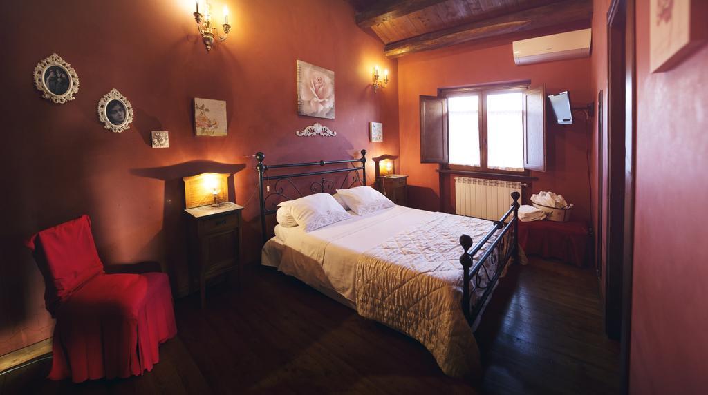 Al Vecchio Fontanile B&B Ladispoli Habitación foto
